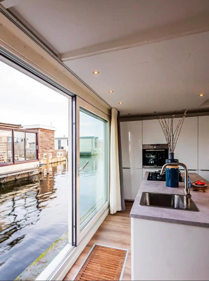 Quiet Waterloft Near Amsterdam And Schiphol Ws17 Hotel Aalsmeer Kültér fotó